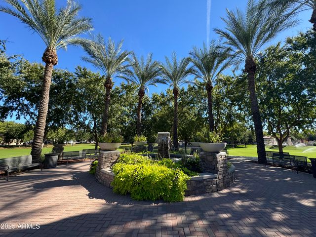 1389 S CHAPARRAL Boulevard, Gilbert, AZ 85296