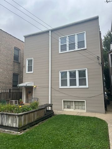 3725 N Bell Avenue, Chicago, IL 60618