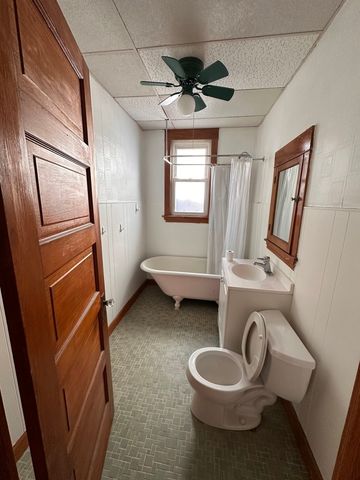 3725 N Bell Avenue, Chicago, IL 60618