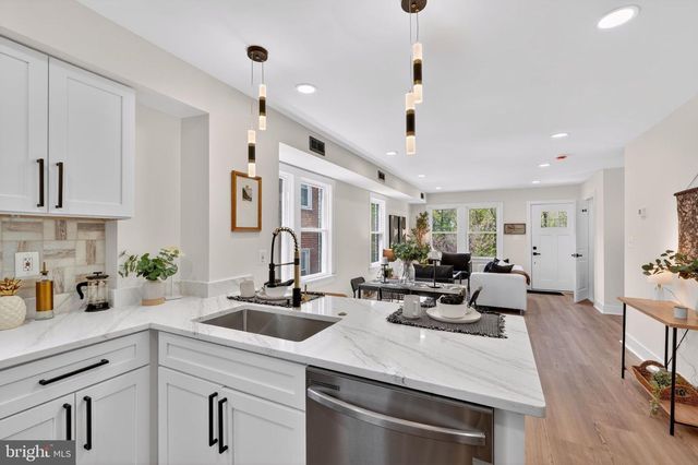 3980 2ND ST SW, Washington, DC 20032