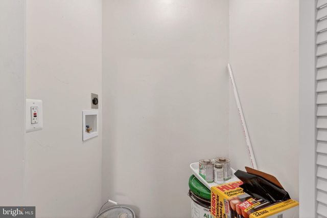3980 2ND ST SW, Washington, DC 20032