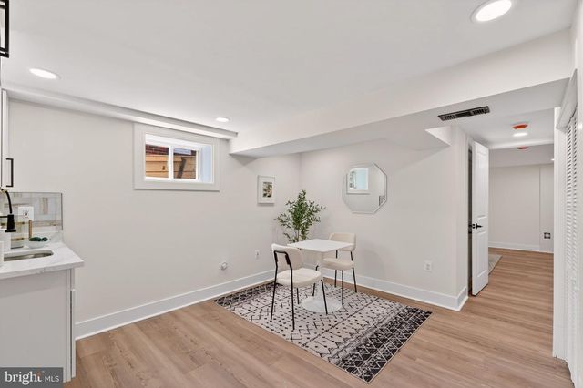 3980 2ND ST SW, Washington, DC 20032