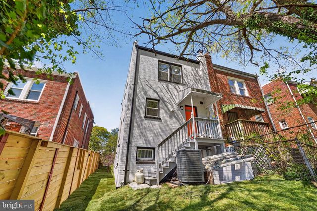 3980 2ND ST SW, Washington, DC 20032