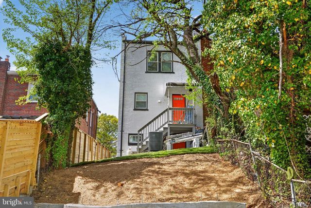 3980 2ND ST SW, Washington, DC 20032