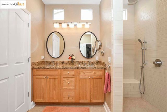 1559 Regent Dr, Brentwood, CA 94513