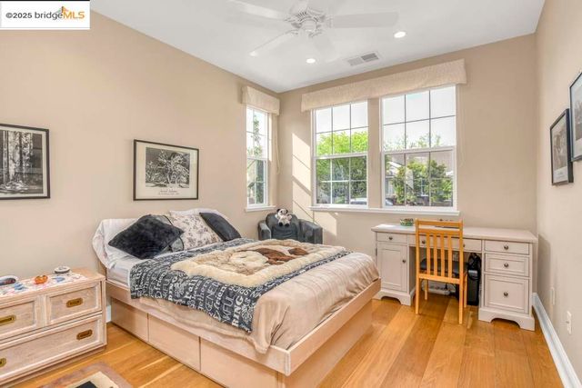 1559 Regent Dr, Brentwood, CA 94513