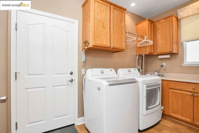 1559 Regent Dr, Brentwood, CA 94513