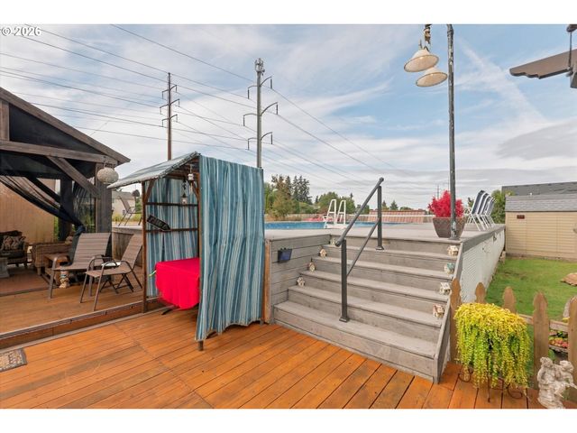 2716 Ne 168TH Ave, Vancouver, WA 98684