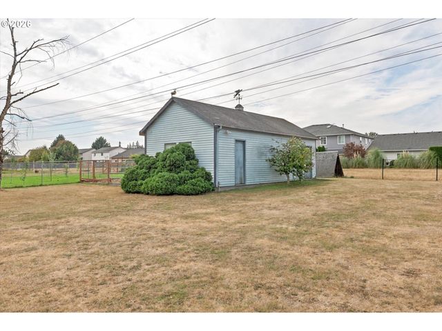 2716 Ne 168TH Ave, Vancouver, WA 98684