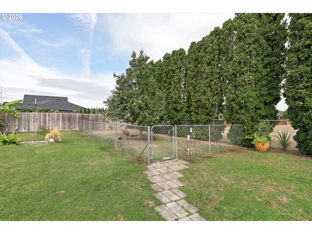 2716 Ne 168TH Ave, Vancouver, WA 98684