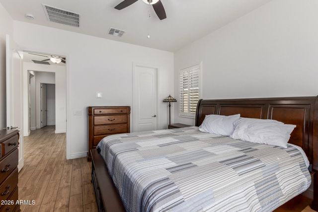 1464 E LEXINGTON Avenue, Gilbert, AZ 85234