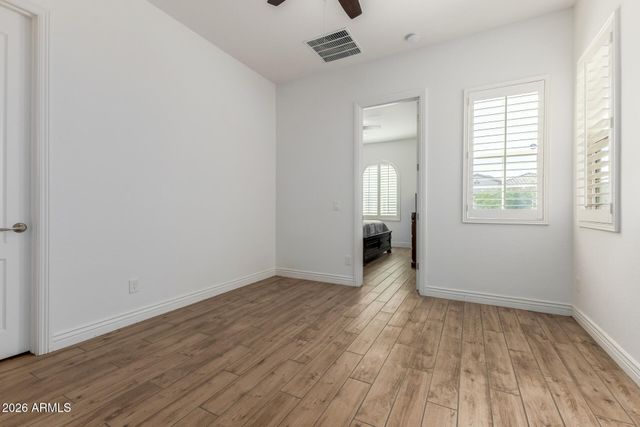 1464 E LEXINGTON Avenue, Gilbert, AZ 85234