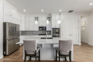 1464 E LEXINGTON Avenue, Gilbert, AZ 85234