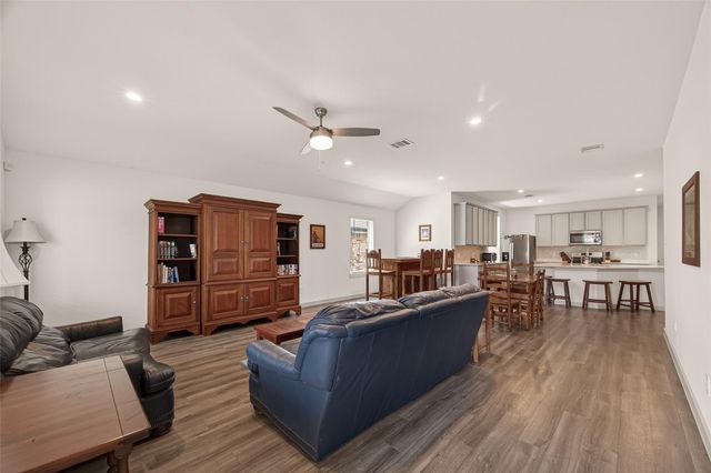 1119 Kinder Sky Lane, Rosharon, TX 77583