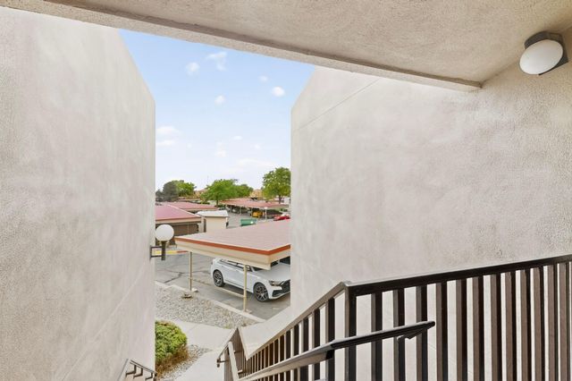 921 Country Club Drive SE APT G, Rio Rancho, NM 87124