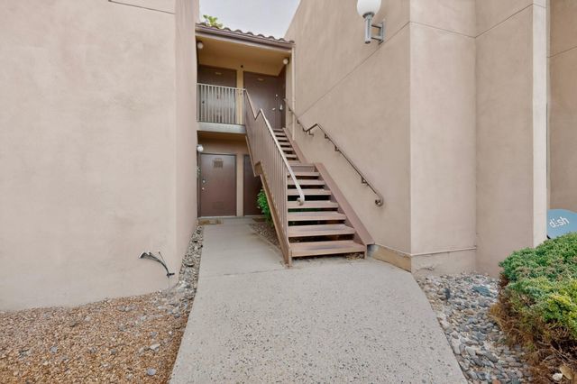 921 Country Club Drive SE APT G, Rio Rancho, NM 87124