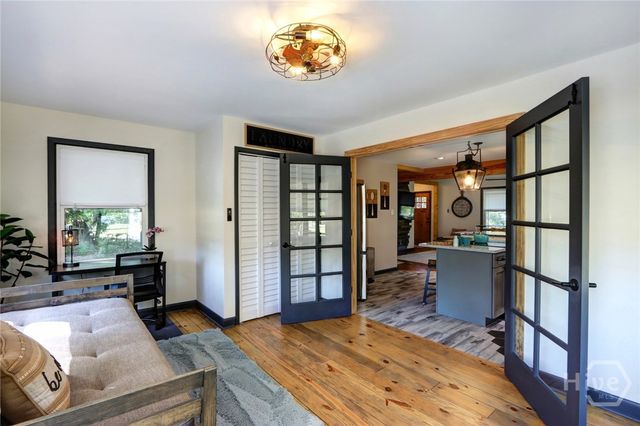 171 Smith Avenue, Savannah, GA 31408