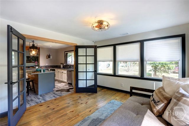 171 Smith Avenue, Savannah, GA 31408