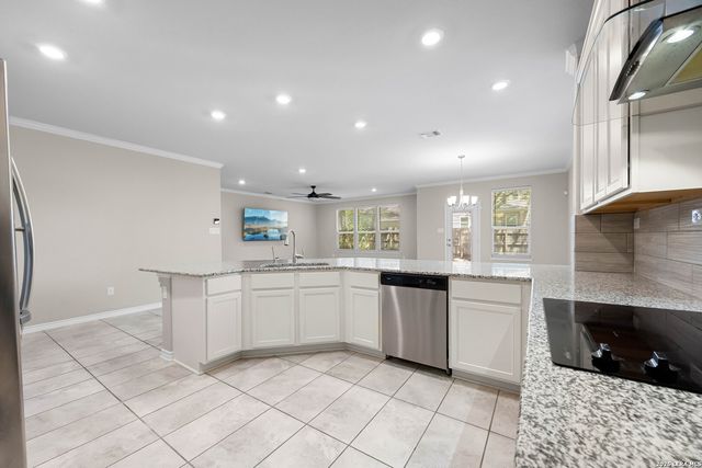 7803 Vejer, Boerne, TX 78015