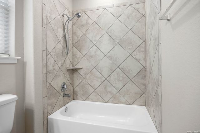 7803 Vejer, Boerne, TX 78015