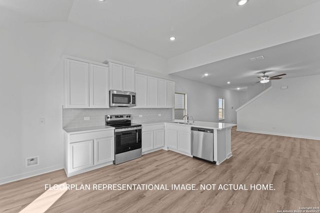 10415 White Hart Lane, Converse, TX 78109