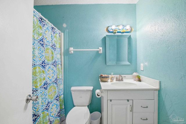 7879 Galaxy Ct, Pensacola, FL 32506