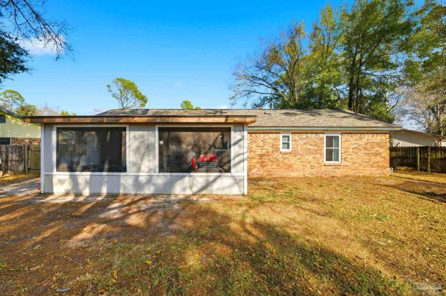 7879 Galaxy Ct, Pensacola, FL 32506