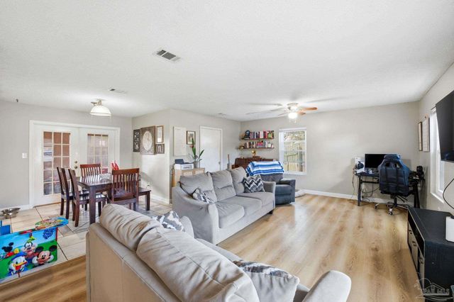 7879 Galaxy Ct, Pensacola, FL 32506