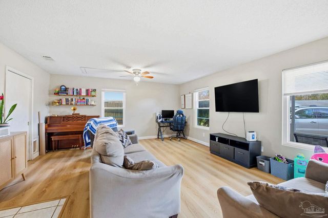 7879 Galaxy Ct, Pensacola, FL 32506