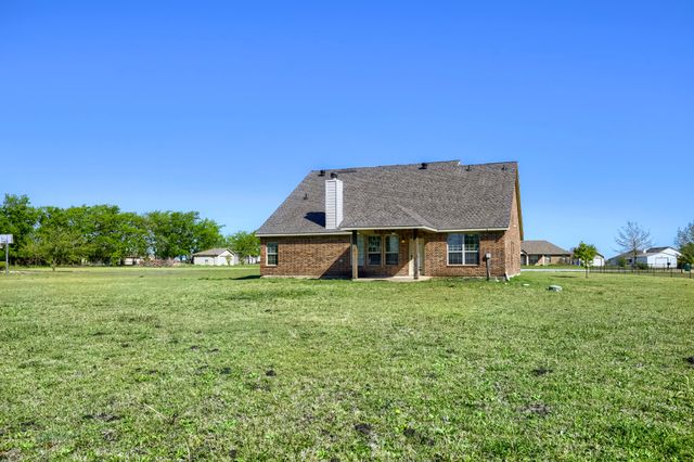 98 Sunnydale Court, Howe, TX 75459