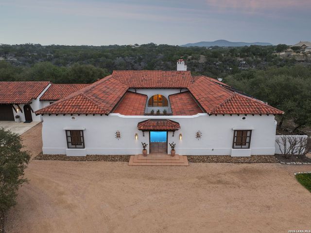 2835 Palomino Springs, Bandera, TX 78003