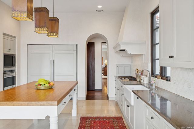 2835 Palomino Springs, Bandera, TX 78003