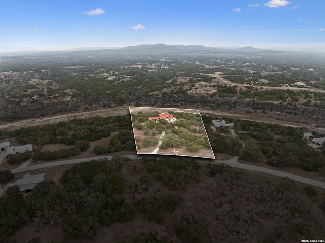 2835 Palomino Springs, Bandera, TX 78003