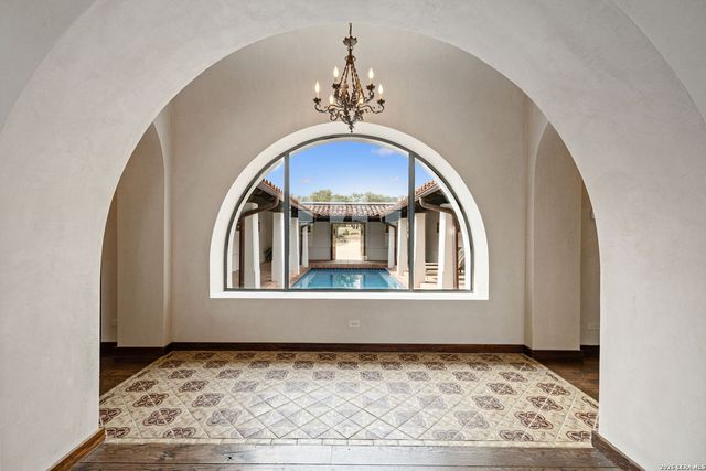 2835 Palomino Springs, Bandera, TX 78003