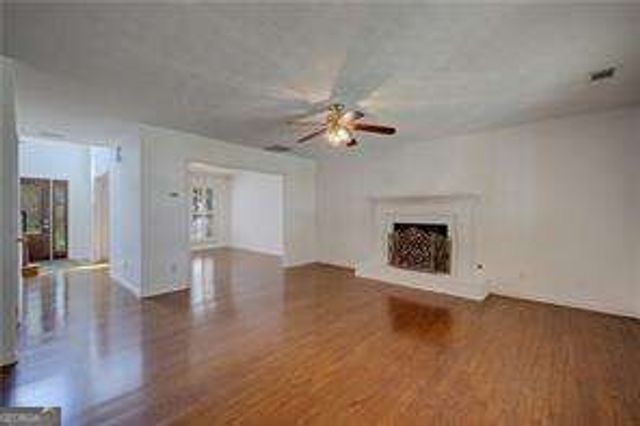2608 Dreux Court, Kennesaw, GA 30152