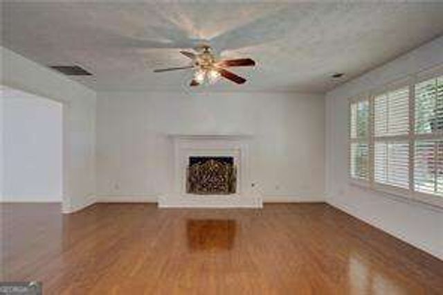 2608 Dreux Court, Kennesaw, GA 30152