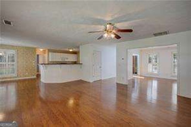 2608 Dreux Court, Kennesaw, GA 30152