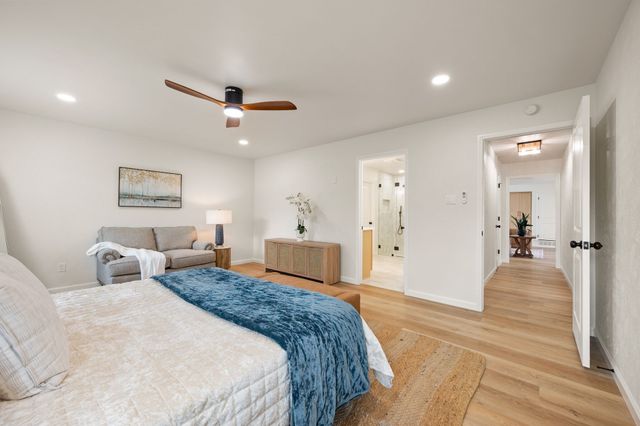 905 Brestol Court W, Bedford, TX 76021