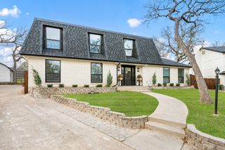 905 Brestol Court W, Bedford, TX 76021