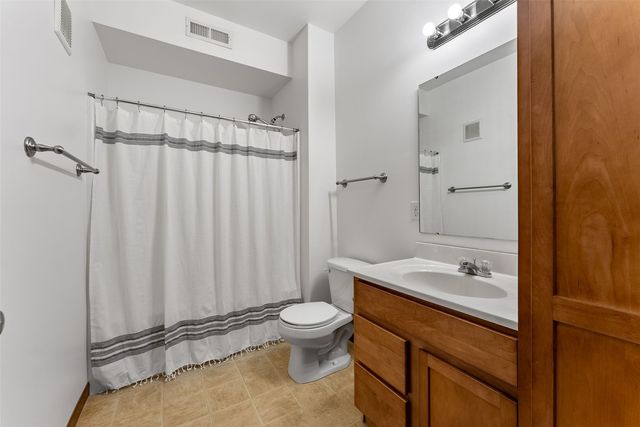 1010 Rachael Street 101, North Liberty, IA 52317