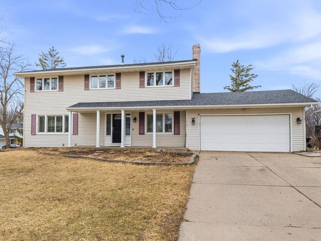 11712 Galtier Drive, Burnsville, MN 55337