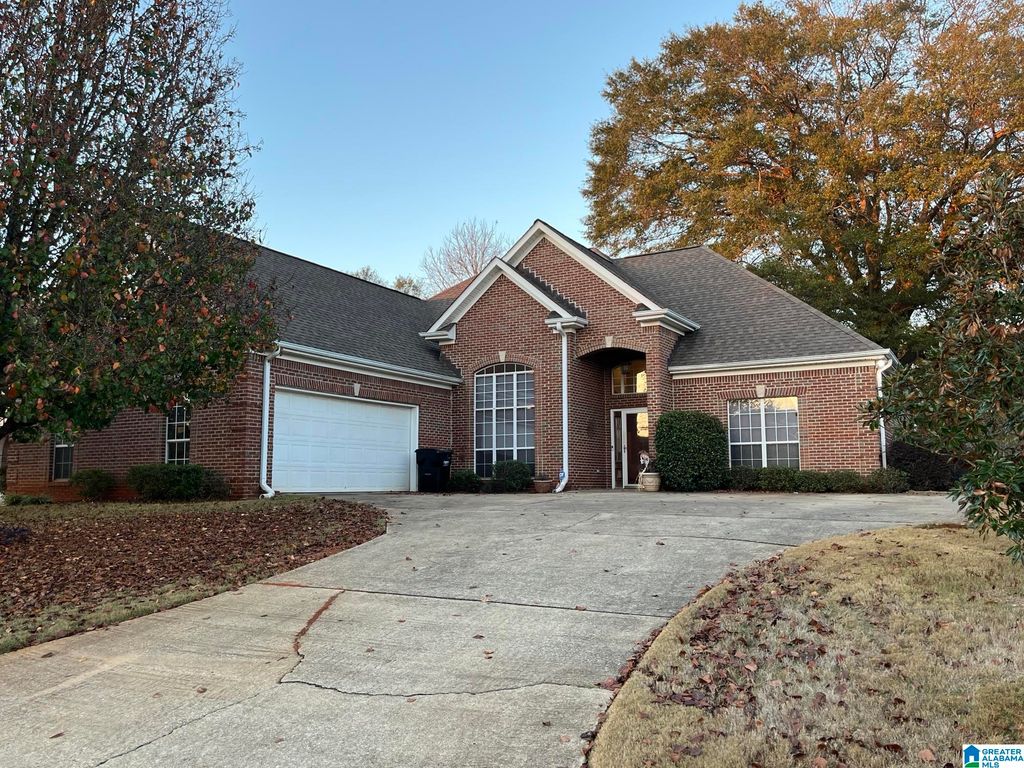 4329 SEGARS COVE, Bessemer, AL 35022