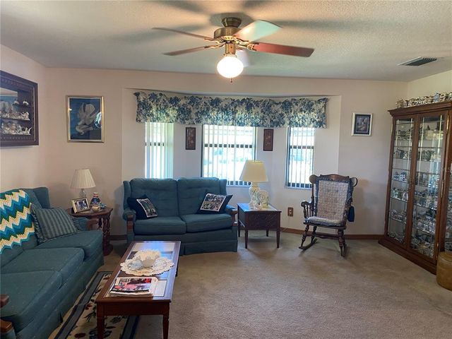 21821 KING JOHN STREET, Leesburg, FL 34748