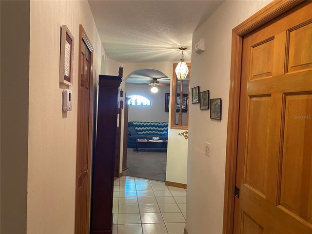 21821 KING JOHN STREET, Leesburg, FL 34748