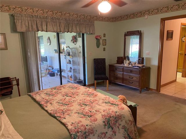21821 KING JOHN STREET, Leesburg, FL 34748