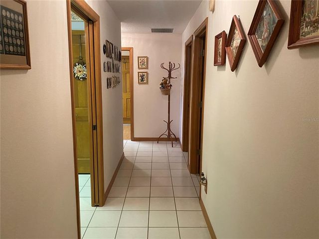 21821 KING JOHN STREET, Leesburg, FL 34748