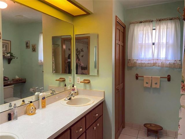 21821 KING JOHN STREET, Leesburg, FL 34748