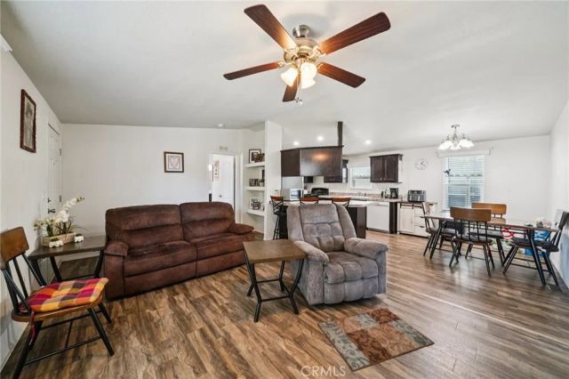 1350 San Bernardino 179, Upland, CA 91786