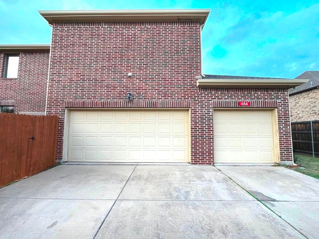 486 Fenwick Drive, Sunnyvale, TX 75182