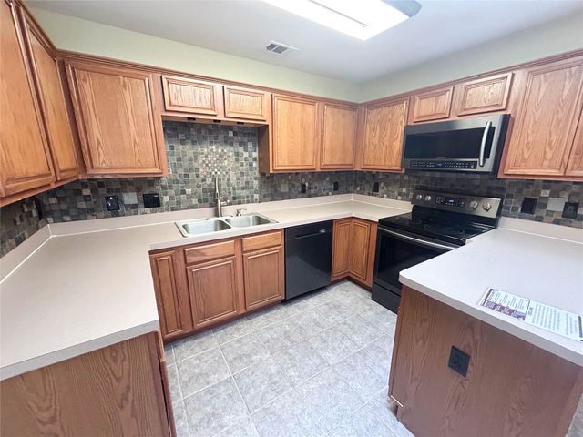 1309 Rye Glen Drive, Midlothian, TX 76065